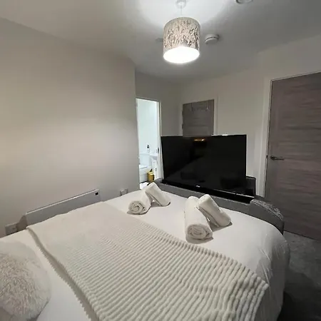 Bayard Luxe 2 Bedroom Penthouse Duplex Peterborough Extérieur photo