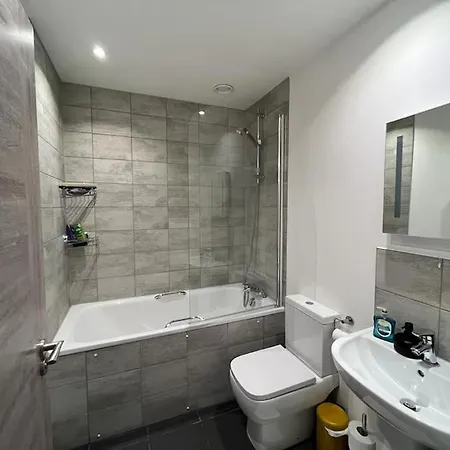 Bayard Luxe 2 Bedroom Penthouse Duplex Peterborough Extérieur photo